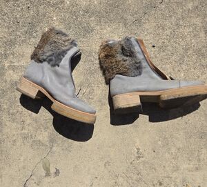 Zara Gray Fur-Trimmed Winter Boots